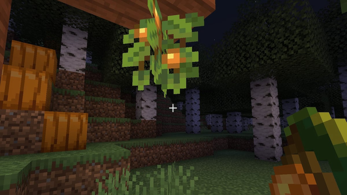 How to plant glow berries in Minecraft